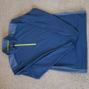 Mens The Northface long sleeve athletic shirt. Size Medium